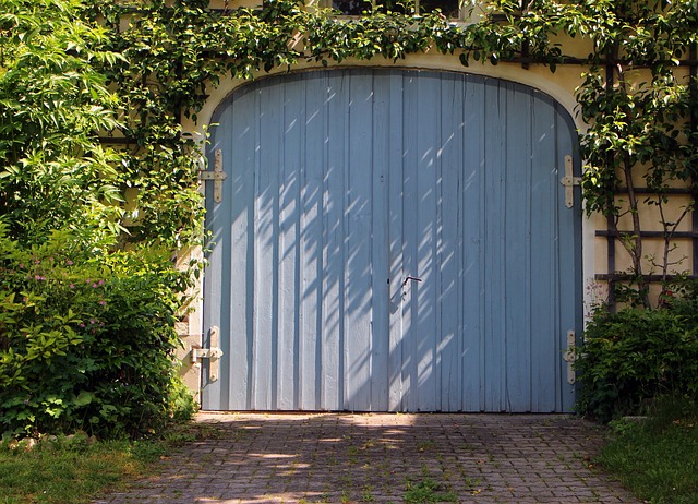 How To Paint A Garage Door? An Easy Instruction