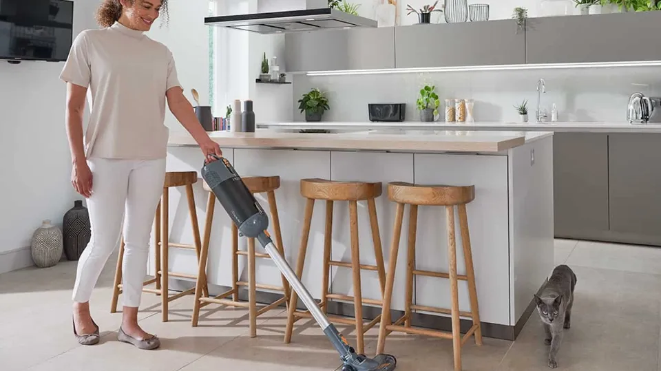 Best budget cordless vacuum cleaner 2023: The best cheap floor cleaners  from £110 | Expert Reviews