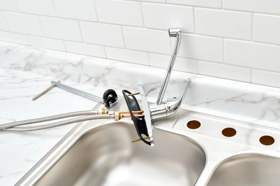 How to Remove a Kitchen Faucet