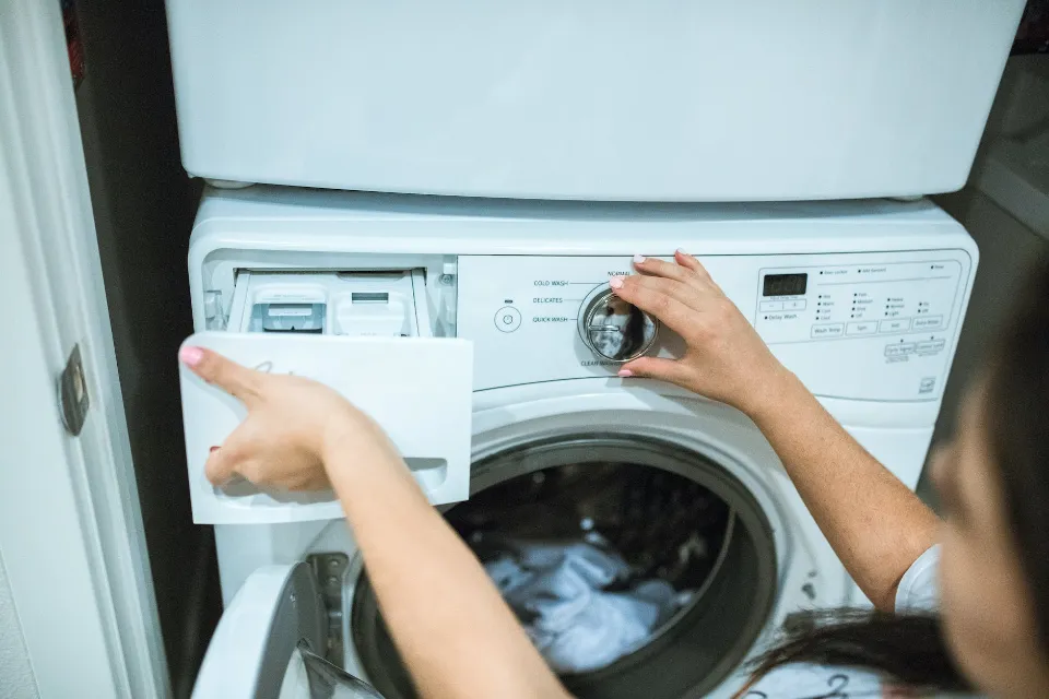 How Much Does a Washing Machine Weigh? How to Move a Washing Machine?