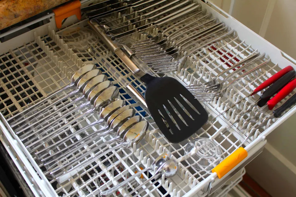 Is It Necessary to Buy a Dishwasher?