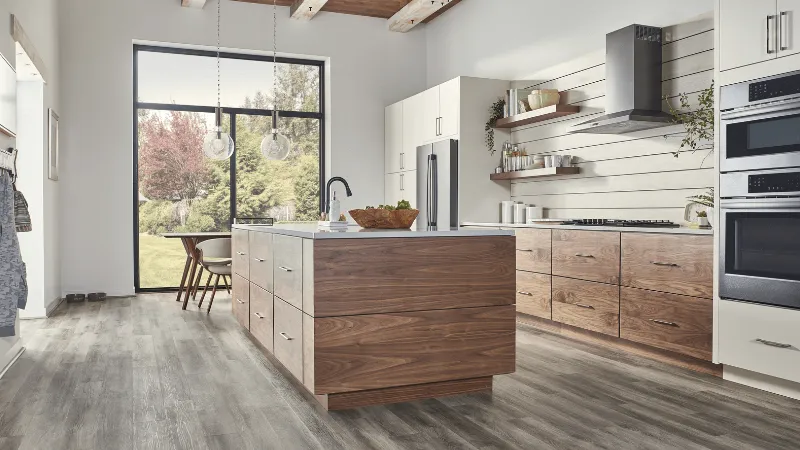 Engineered Hardwood Vs. Vinyl Plank Flooring: Which One is Better for You?