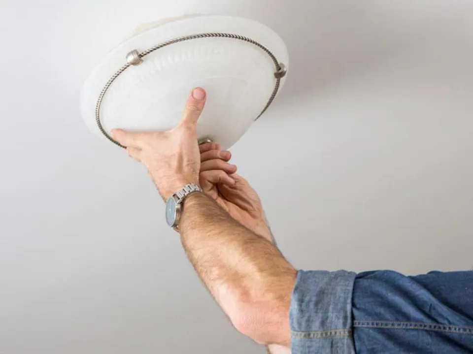 How To Remove Ceiling Light Cover No Screws