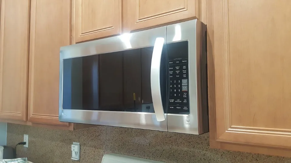 Can You Clean a Microwave With Bleach? All Solved!