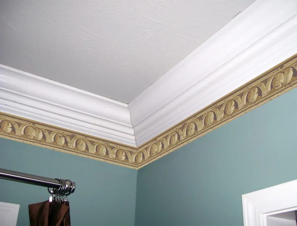How to Remove Wallpaper Border? Easy Steps